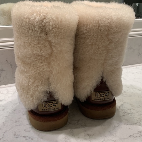 UGG Australia Maylan Chesnut Brown Sheepskin Leather Boots Womens size 5 - Picture 3 of 8